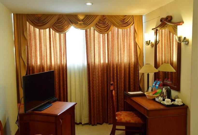 수피리어 룸, Maurya Rajadhani