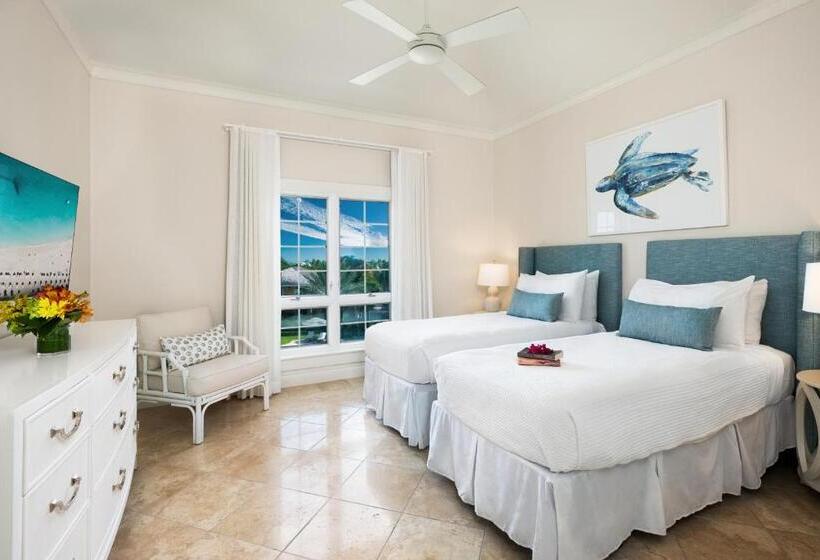 2 Bedrooms Suite Sea View, Point Grace