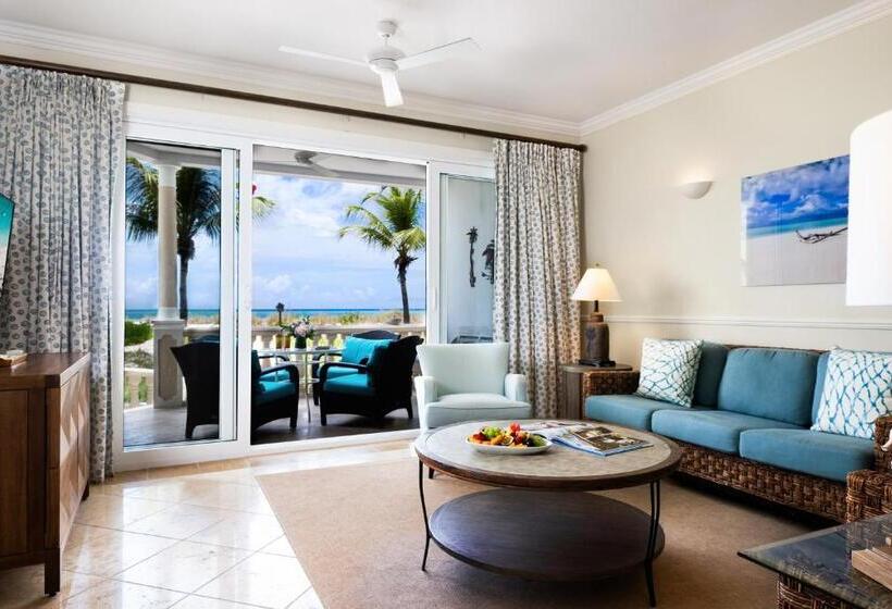 سوییت با چشمانداز دریا, Point Grace