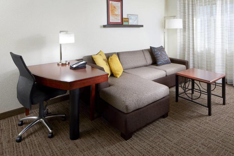 带大床的套房, Residence Inn By Marriott San Antonio Six Flags At The Rim