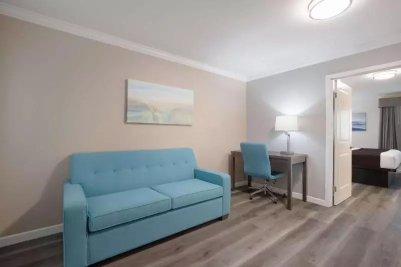 Sviitti King-vuode, Surestay Plus Hotel By Best Western Upland   Ontario North