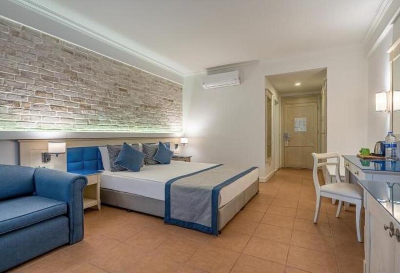 스탠다드 룸, Champion Holiday Village