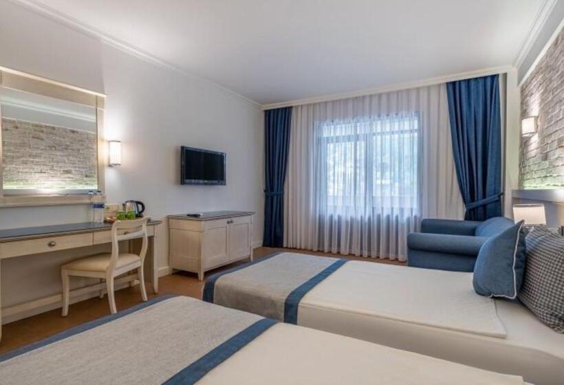 스탠다드 룸, Champion Holiday Village