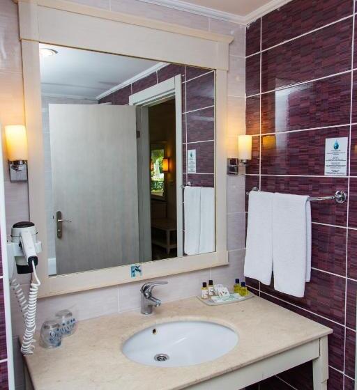 패밀리 스위트, Champion Holiday Village