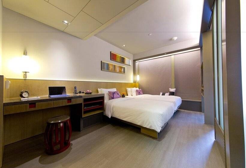 اتاق سوپریور, Wanchai 88