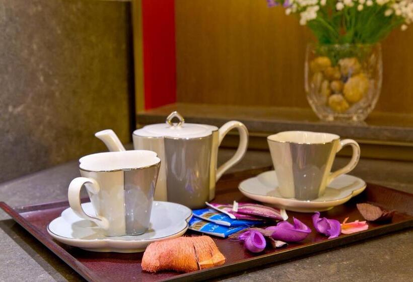 اتاق سوپریور, Wanchai 88