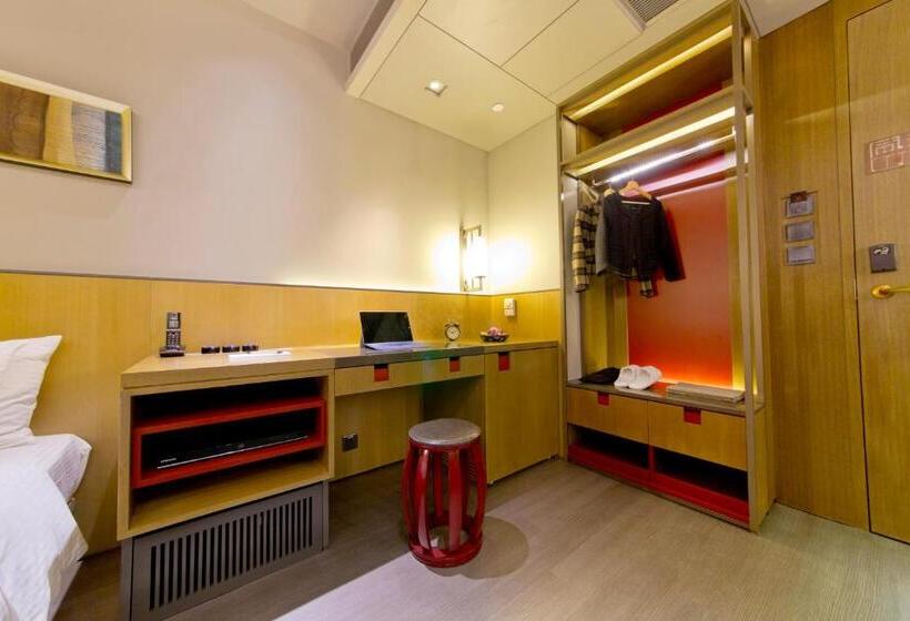 اتاق سوپریور, Wanchai 88