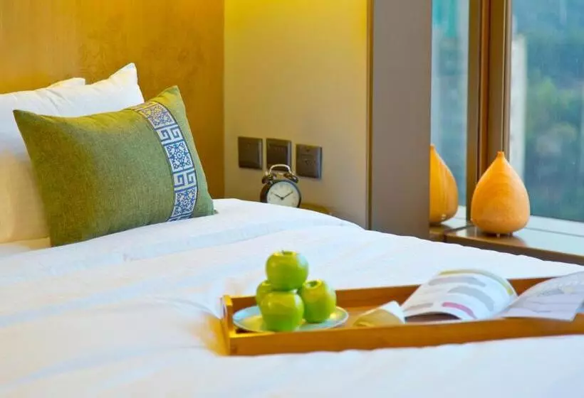 سوئیت با تخت بزرگ, Wanchai 88
