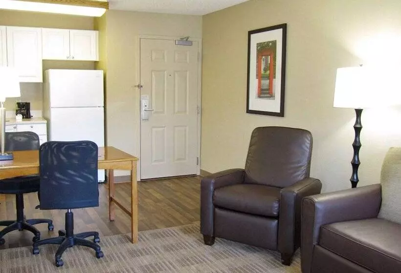 デラックススタジオ, Extended Stay America Suites  Fayetteville  Cross Creek Mall