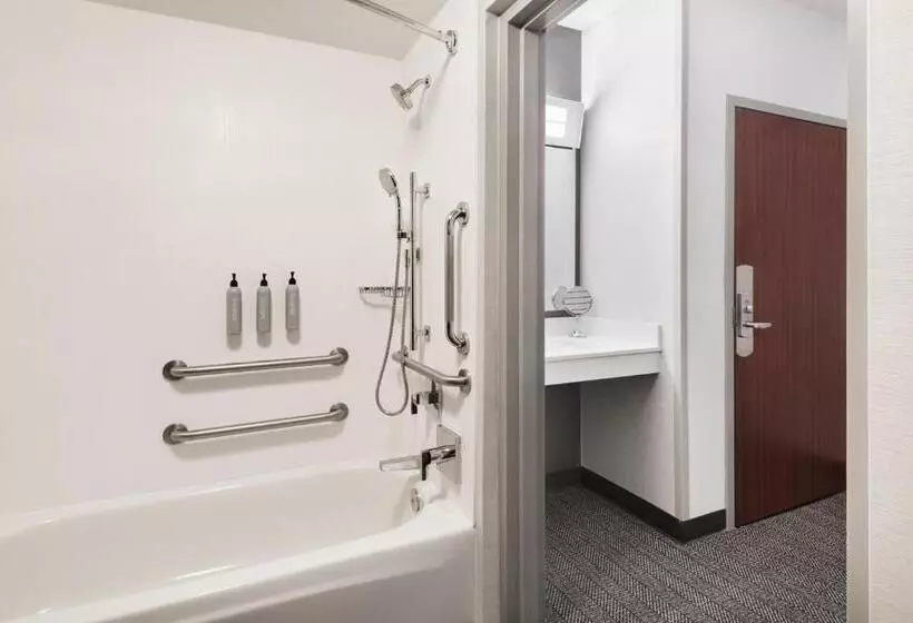 スタンダードルーム, Courtyard By Marriott Burlington