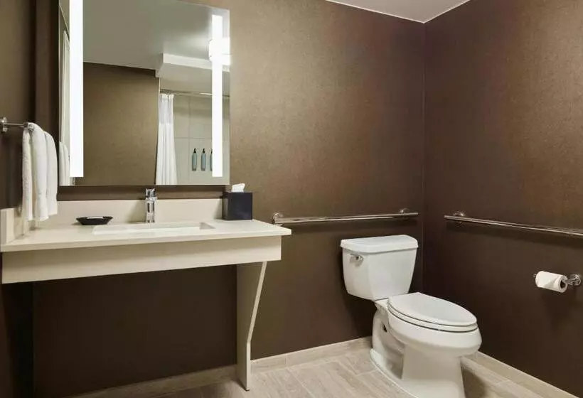 Standard-invahuone King-vuode, Courtyard By Marriott Los Angeles Pasadena Old Town