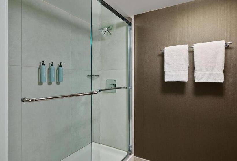 Номер Стандарт Вид на Бассейн, Courtyard By Marriott Los Angeles Pasadena Old Town