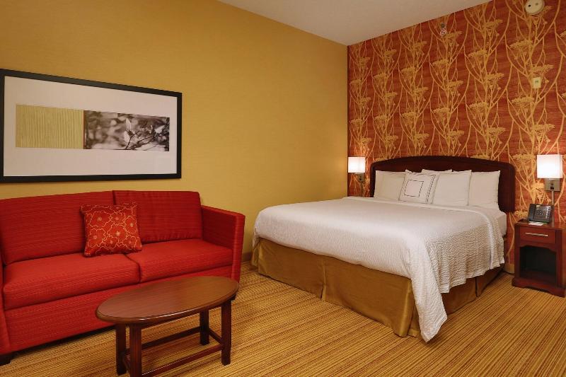 Люкс, Courtyard By Marriott Springfield Airport
