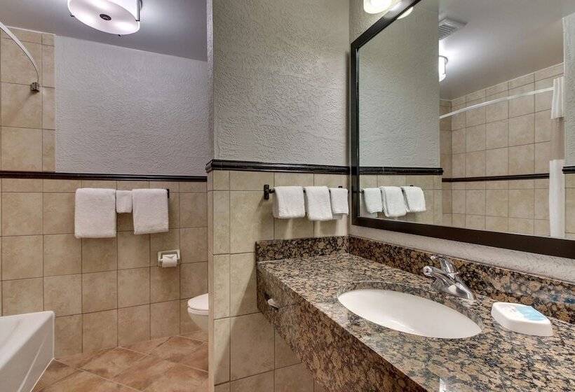 اتاق لوکس, Drury Inn & Suites Phoenix Happy Valley