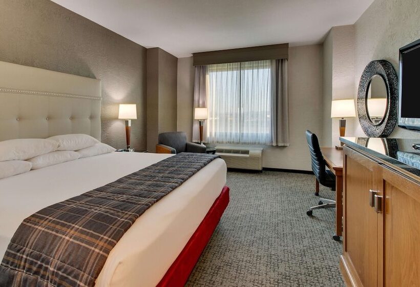 חדר דלוקס מותאם לאנשים עם מוגבלויות, Drury Inn & Suites Phoenix Happy Valley