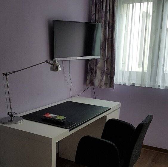 اتاق استاندارد یک نفره, Heldt Dependance