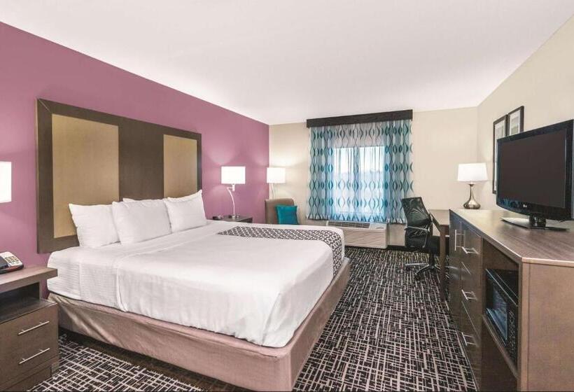 غرفة قياسية سرير كينج, La Quinta By Wyndham Loudon