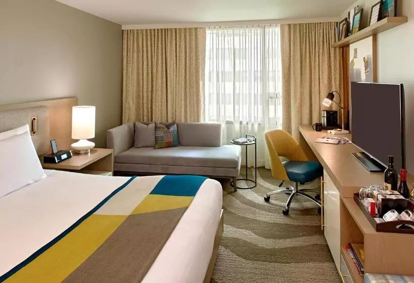 キングサイドベッドのスタンダードワンルーム, The Hotel Zags Portland