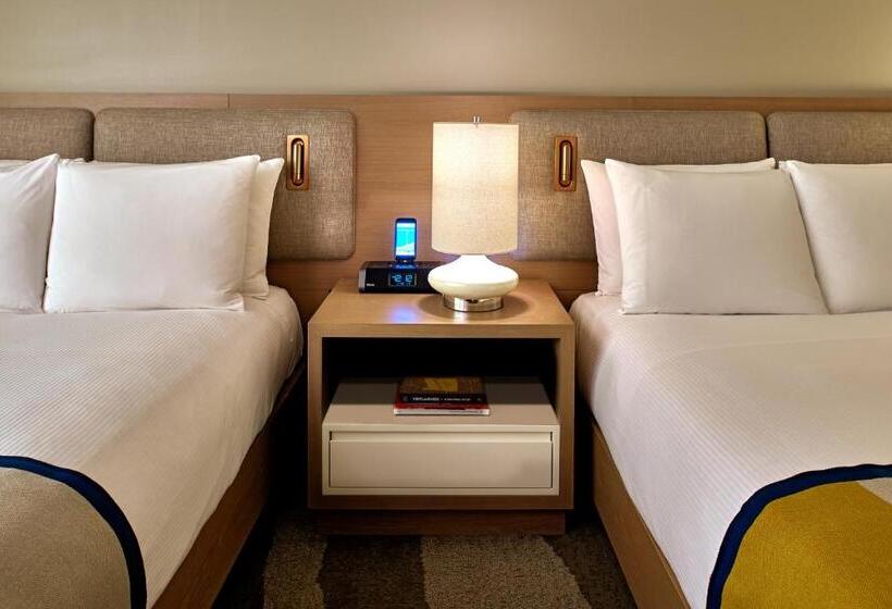 デラックスルーム, The Hotel Zags Portland