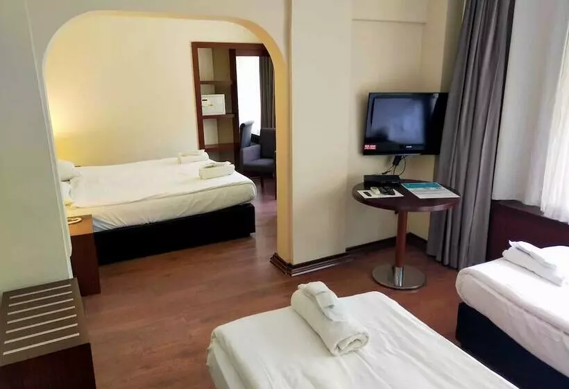 Juniorsviitti, Tiara Thermal & Spa