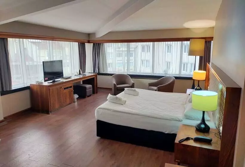 Executive-huone, Tiara Thermal & Spa