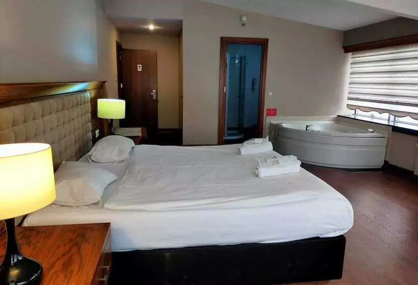 Executive-huone, Tiara Thermal & Spa