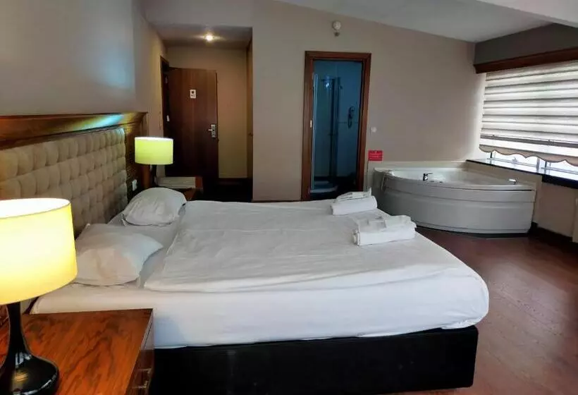 Executive-huone, Tiara Thermal & Spa