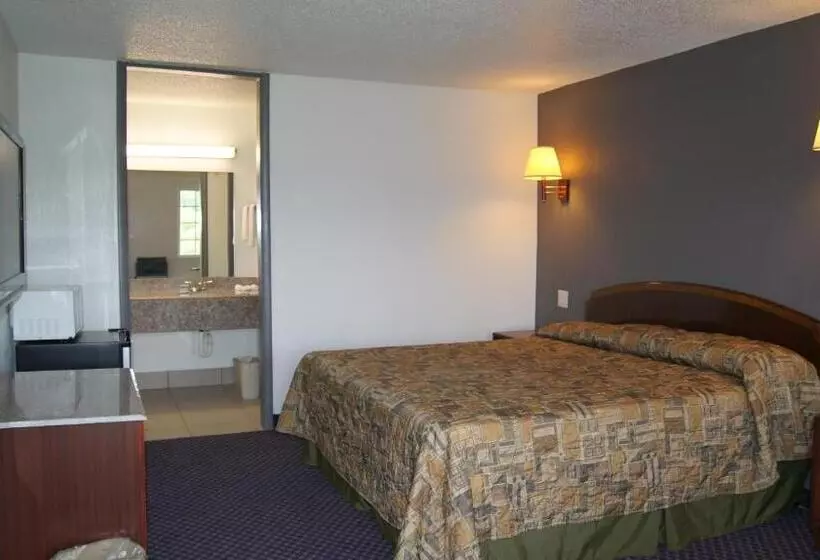 キングサイズベッドのスタンダードルーム, Executive Inn