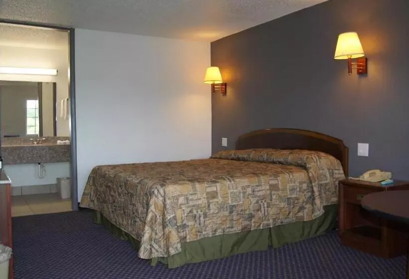 キングサイズベッドのスタンダードルーム, Executive Inn