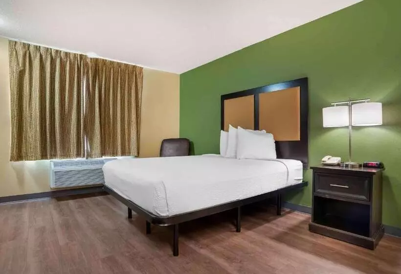 スタンダードスタジオ, Extended Stay America Select Suites   New Orleans   Airport