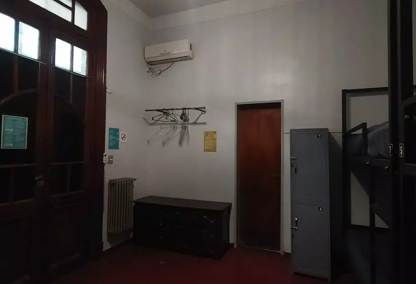 تختخواب در اتاق مشترک, Play Hostel Arcos
