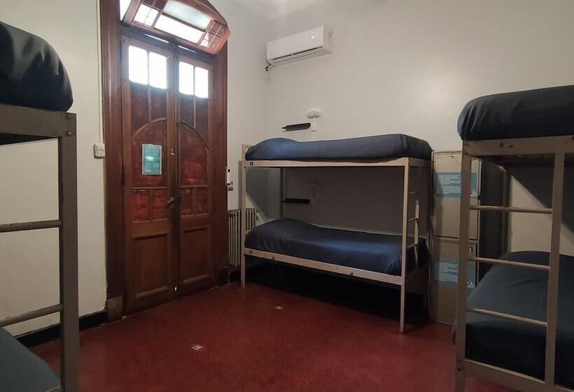 تختخواب در اتاق مشترک, Play Hostel Arcos