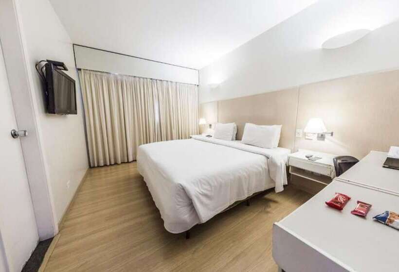 디럭스 룸, América Bittar