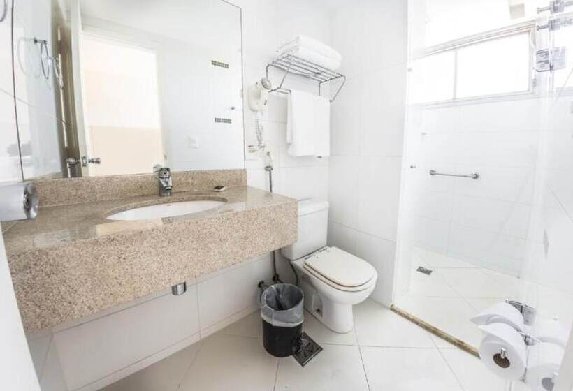 디럭스 룸, América Bittar