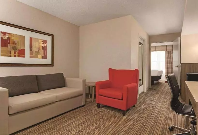 キングサイズベッドのスイートルーム, Country Inn & Suites By Radisson, Georgetown, Ky