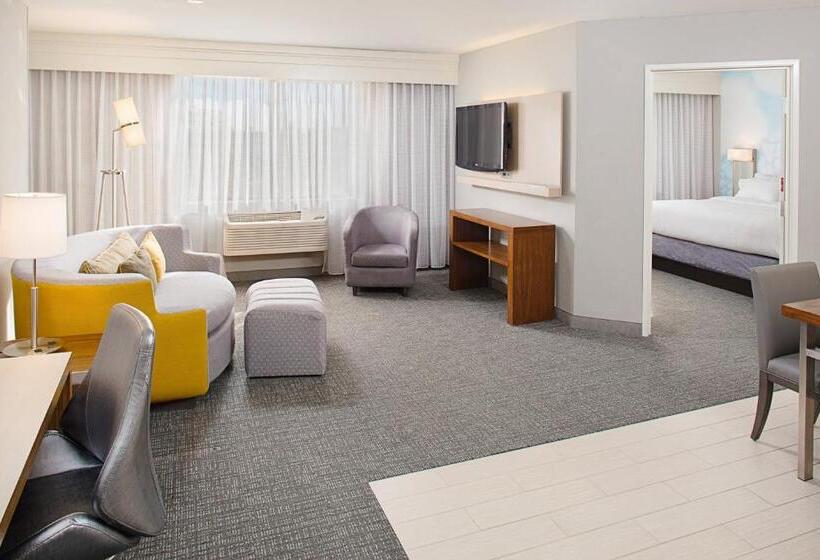 Люкс, Courtyard By Marriott Sacramento Midtown