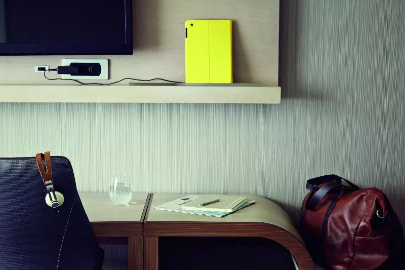 اتاق استاندارد با تخت بزرگ, Courtyard By Marriott Sacramento Midtown