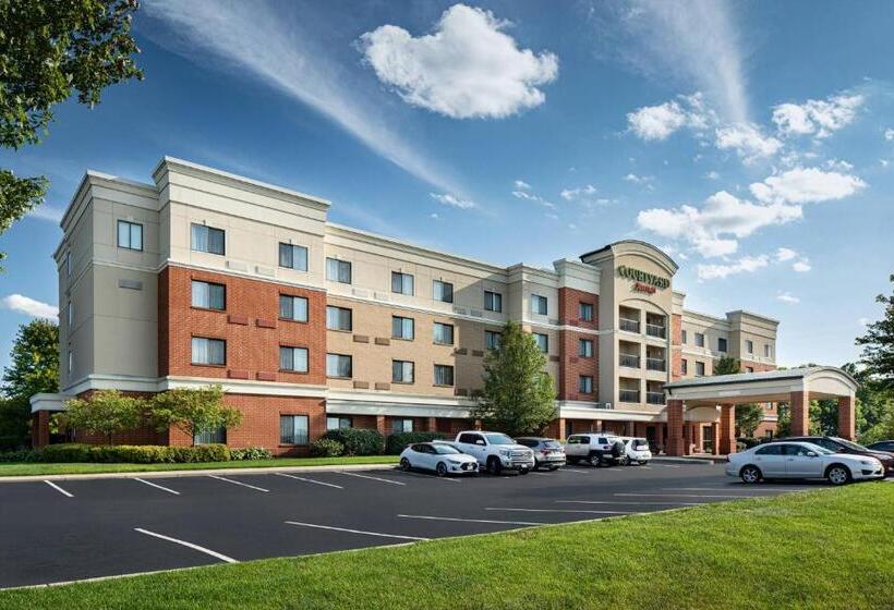 キングサイズベッドのスタンダードルーム, Courtyard Daytonuniversity Of Dayton