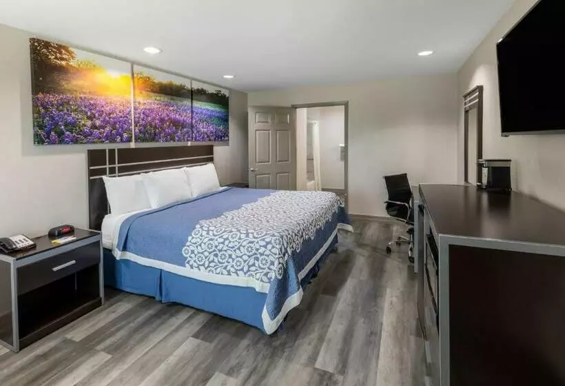 Standard-invahuone King-vuode, Days Inn By Wyndham Baytown Tx