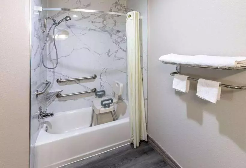Standard-invahuone King-vuode, Days Inn By Wyndham Baytown Tx