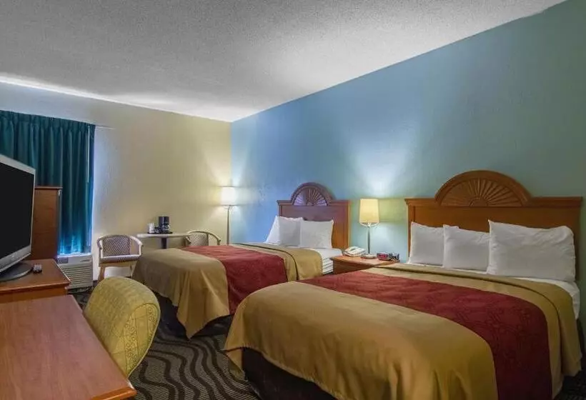 ２ダブルベッドのスタンダードルーム, Econo Lodge Darien