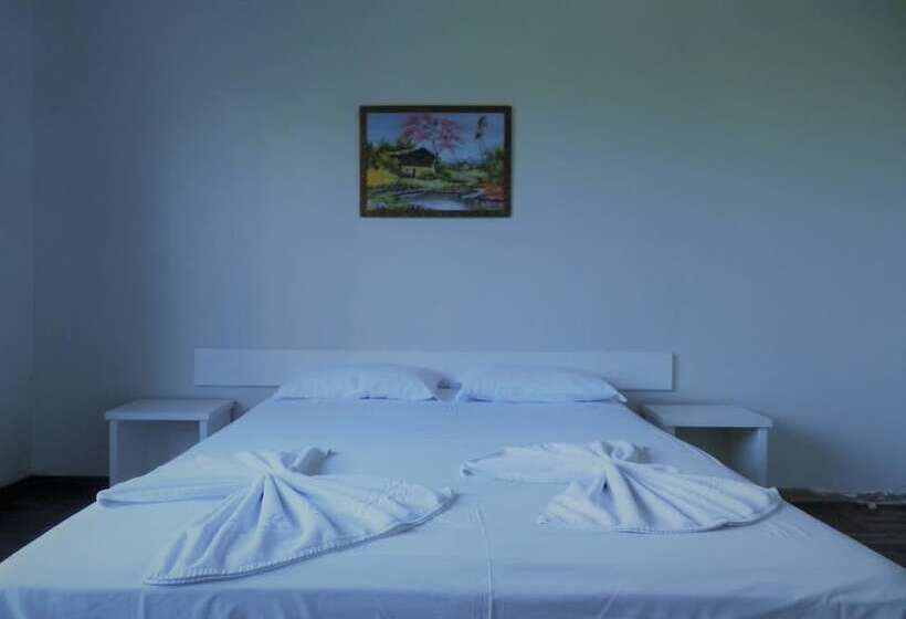 חדר סטנדרט, Faguile