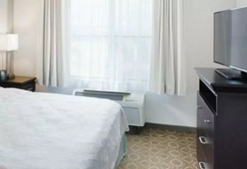 キングサイドベッドのスタンダードワンルーム, Homewood Suites By Hilton Lancaster