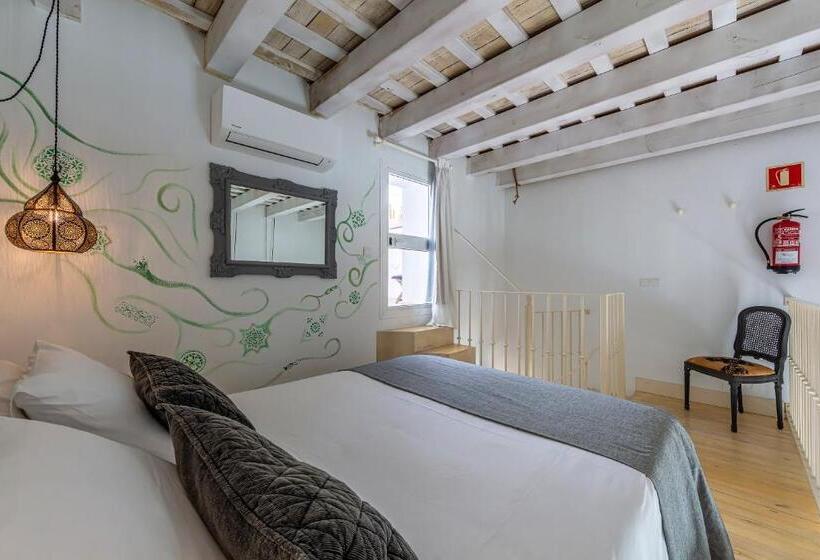 Suite with Terrace, La Casa De La Favorita