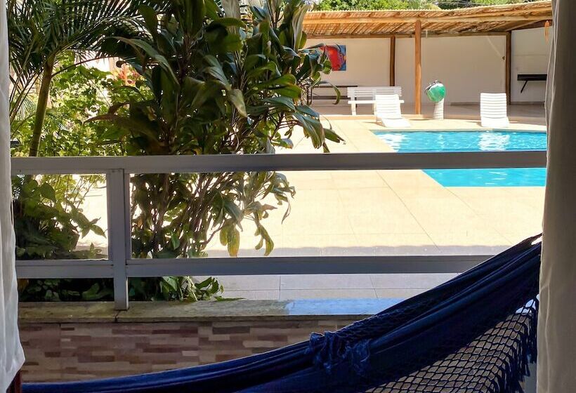 Четырехместный Номер Стандарт, Malibu