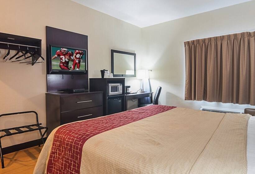 Номер Superior, Red Roof Inn & Suites Lake Orion/ Auburn Hills