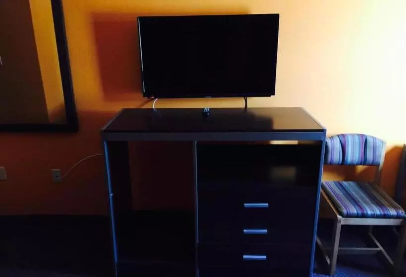 キングサイズベッドのスタンダードルーム, Scottish Inn & Suites Hobby Airport