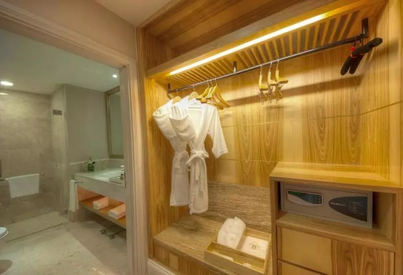 ３ベッドルームスイート, The Chateau Spa & Wellness Resort