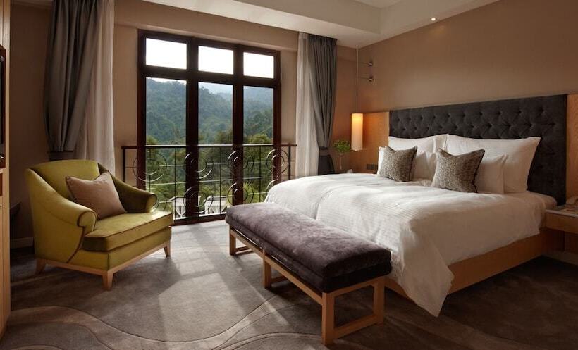 غرفة بريميوم, The Chateau Spa & Wellness Resort