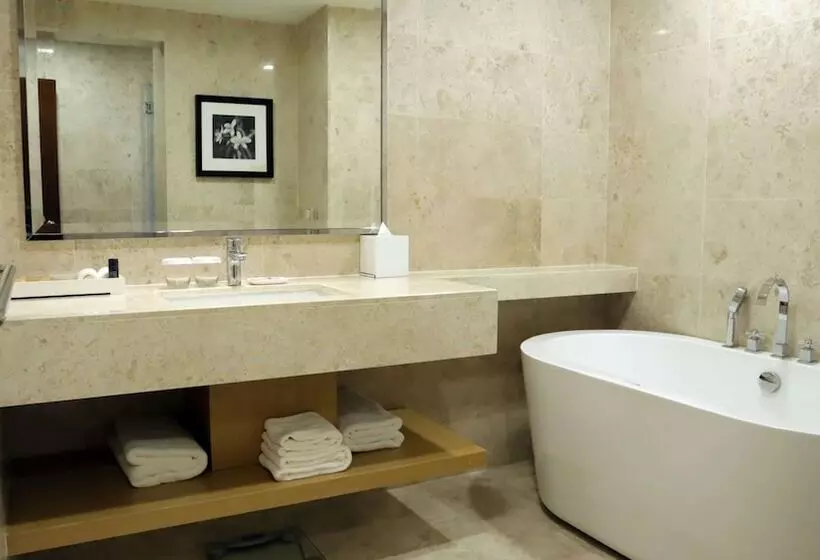 スイート, The Chateau Spa & Wellness Resort